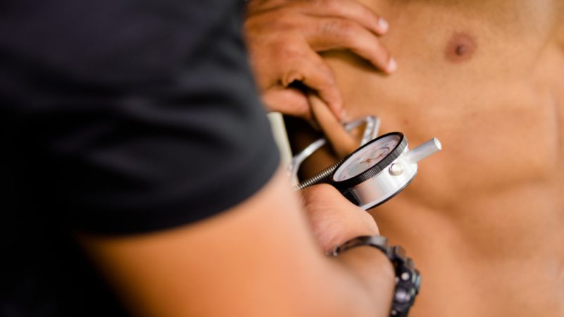 Qual a importância da ficha de avaliação física personal trainer?