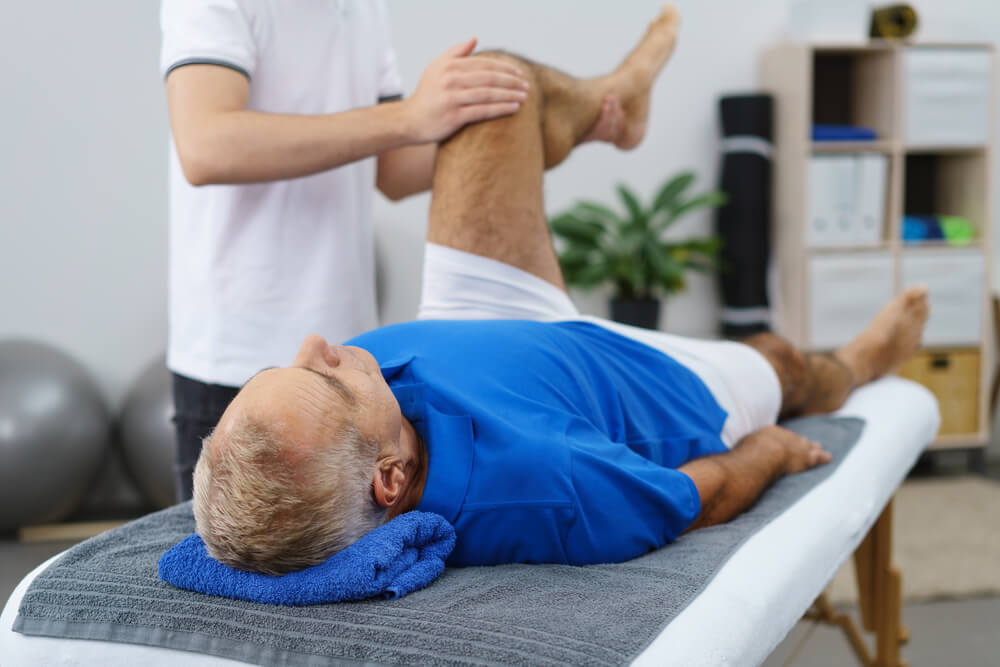 Como fazer fisioterapia para idosos