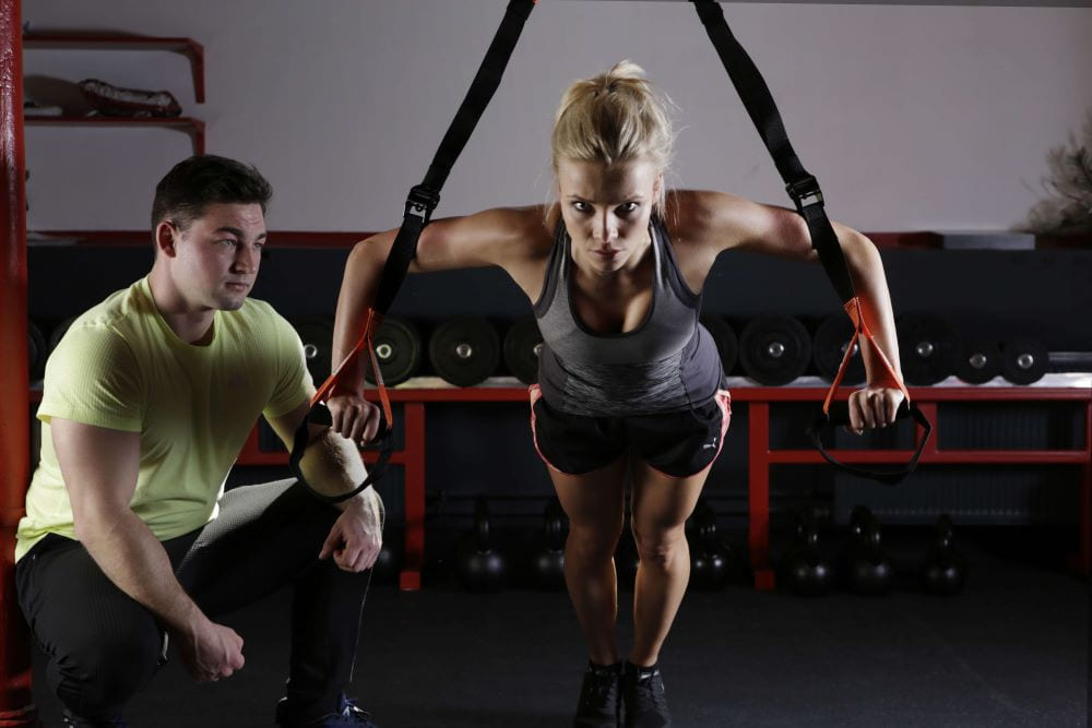 Como montar um treino de musculação feminino: confira as dicas