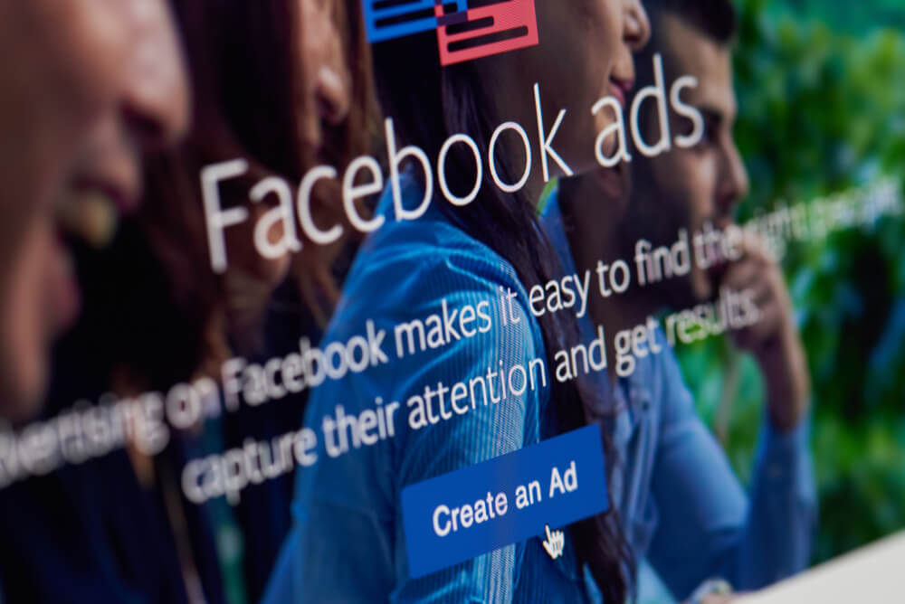 Por que criar um Facebook comercial