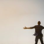 Como ter liberdade geográfica como educador físico